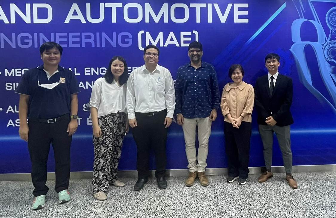 คณะเยี่ยมชมจากบริษัท โรยัล เอ็นฟีลด์ (ไทยแลนด์) จำกัด